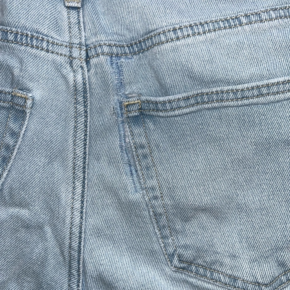 Hollister Jeans - Picture 8 of 9